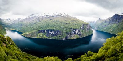 Check. Slavenais Geirangers. Bet kaut kā līdz iekšām neuzrunāja - šķiet, ka pārāk saguris no tām cilvēku masām, kas pie un pa viņu brauc. Norvēģija.