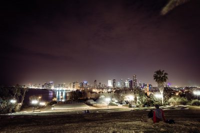 Mieriņā. Izraēla, Tel Aviv.