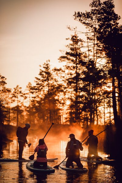 SUP dēļu saullēkta brauciens. Ķemeru nacionālais parks, 2018.